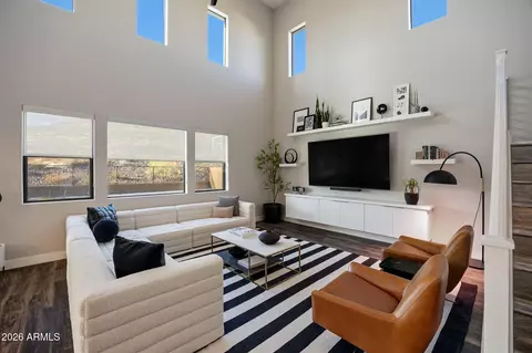 Living - 2110 E Fallen Leaf Ln, Phoenix, AZ 85024 photo 2 of 2