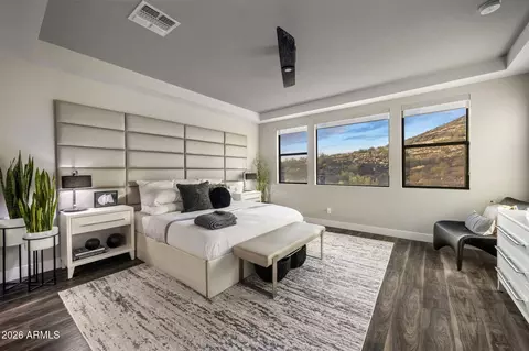 Bedroom - 2110 E Fallen Leaf Ln, Phoenix, AZ 85024 photo 1 of 5