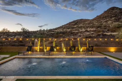 Exterior - 2110 E Fallen Leaf Ln, Phoenix, AZ 85024 photo 4 of 19