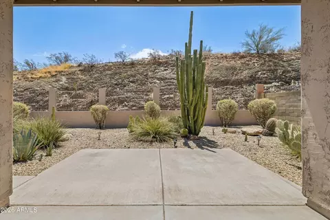 Exterior - 735 E Goldenrod St, Phoenix, AZ 85048 photo 5 of 8