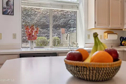 Kitchen - 735 E Goldenrod St, Phoenix, AZ 85048 photo 7 of 8