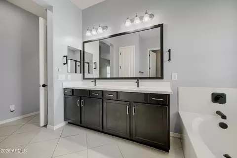 Bath - 4052 E Bethena St, Gilbert, AZ 85295 photo 2 of 3