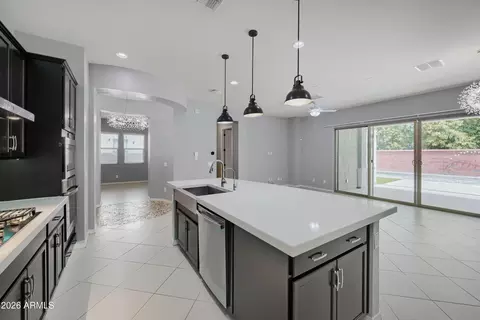 Kitchen - 4052 E Bethena St, Gilbert, AZ 85295 photo 4 of 4