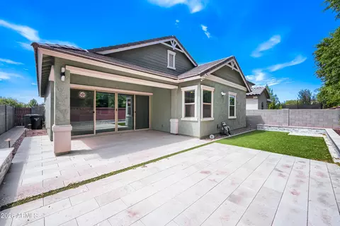 Exterior - 4052 E Bethena St, Gilbert, AZ 85295 photo 4 of 6