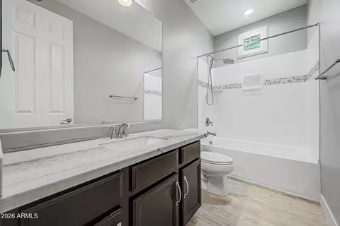 Bath - 3950 E Perkinsville St, Gilbert, AZ 85295 photo 4 of 4