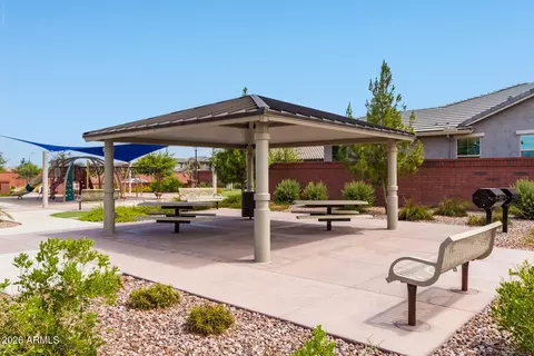 View/Area - 3950 E Perkinsville St, Gilbert, AZ 85295 photo 6 of 9
