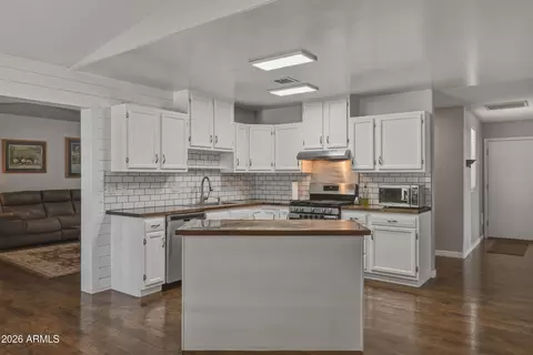 Kitchen - 1200 W Random Way W, Payson, AZ 85541 photo 1 of 2