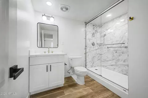 Bath - 3937 E Andorra Dr, Phoenix, AZ 85032 photo 1 of 1