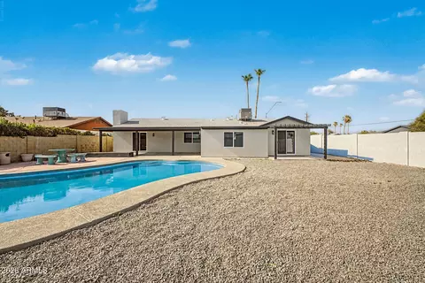 Exterior - 3937 E Andorra Dr, Phoenix, AZ 85032 photo 6 of 7
