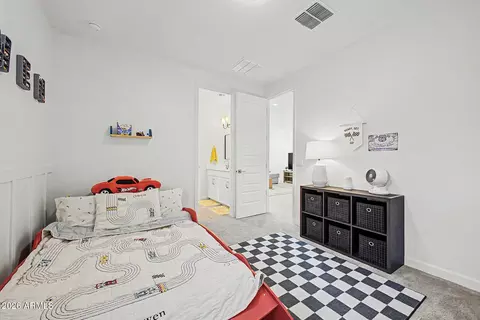 Bedroom - 5956 E Sinclair St, Phoenix, AZ 85054 photo 9 of 11
