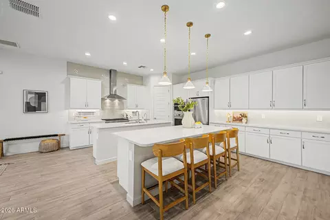 Kitchen - 5956 E Sinclair St, Phoenix, AZ 85054 photo 3 of 6