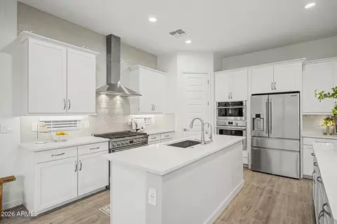 Kitchen - 5956 E Sinclair St, Phoenix, AZ 85054 photo 2 of 6