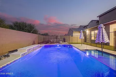 Exterior - 5956 E Sinclair St, Phoenix, AZ 85054 photo 3 of 9