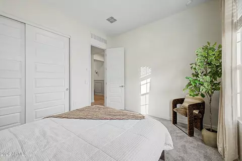 Bedroom - 5956 E Sinclair St, Phoenix, AZ 85054 photo 11 of 11