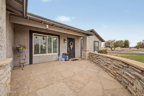 Exterior - 2102 W Utopia Rd, Phoenix, AZ 85027 photo 4 of 9