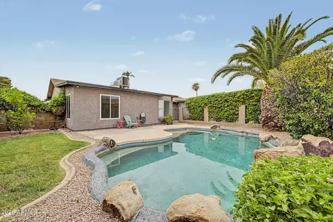 Exterior - 2102 W Utopia Rd, Phoenix, AZ 85027 photo 3 of 9