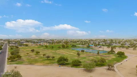 View/Area - 2102 W Utopia Rd, Phoenix, AZ 85027 photo 3 of 16