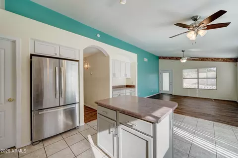 Kitchen - 9504 E Posada Ave, Mesa, AZ 85212 photo 2 of 5