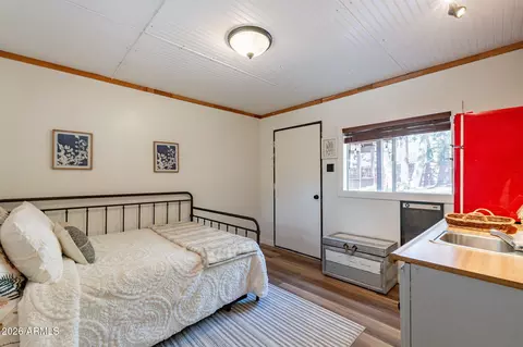 Bedroom - 8397 W Turkey Run Dr, Pine, AZ 85544 photo 7 of 7
