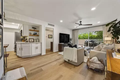 7350 N Va Paseo Del Sur -- #R105, Scottsdale, AZ 85258