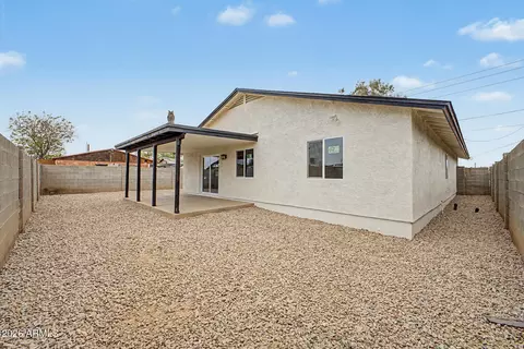 Exterior - 1228 S 15th Ave, Phoenix, AZ 85007 photo 7 of 9