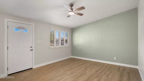 10518 W Oakmont Dr, Sun City, AZ 85351