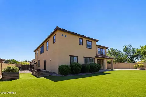Exterior - 1162 Euclid Ave, Gilbert, AZ 85297 photo 11 of 14