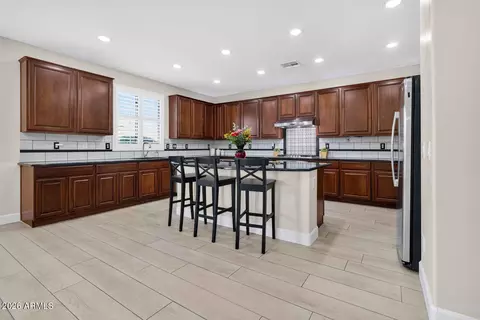 Kitchen - 1162 Euclid Ave, Gilbert, AZ 85297 photo 3 of 8