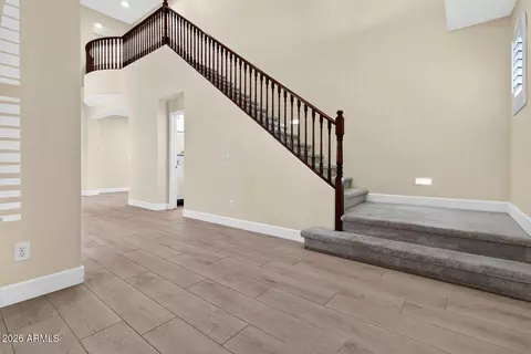 Entry Way - 1162 Euclid Ave, Gilbert, AZ 85297 photo 2 of 6