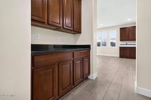 Entry Way - 1162 Euclid Ave, Gilbert, AZ 85297 photo 3 of 6