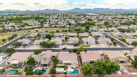 View/Area - 10455 E Medina Ave, Mesa, AZ 85209 photo 5 of 26