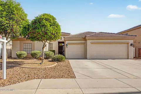 Exterior - 10455 E Medina Ave, Mesa, AZ 85209 photo 2 of 16