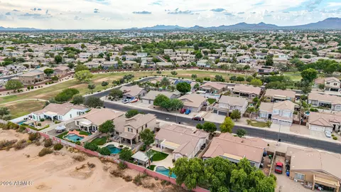 View/Area - 10455 E Medina Ave, Mesa, AZ 85209 photo 4 of 26