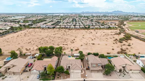 View/Area - 10455 E Medina Ave, Mesa, AZ 85209 photo 8 of 26