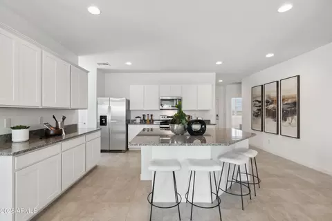 Kitchen - 3127 W Sonrisa Dr, Apache Junction, AZ 85120 photo 2 of 4
