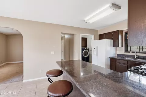 Entry Way - 5565 E Campbell Ave, Flagstaff, AZ 86004 photo 6 of 7