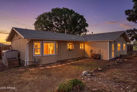 Exterior - 5565 E Campbell Ave, Flagstaff, AZ 86004 photo 2 of 4