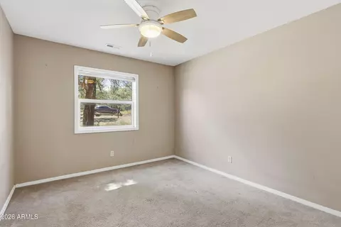 Bedroom - 5565 E Campbell Ave, Flagstaff, AZ 86004 photo 1 of 5