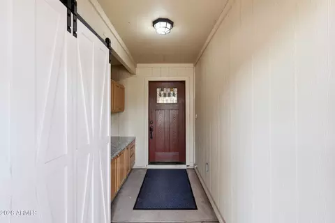 Entry Way - 5565 E Campbell Ave, Flagstaff, AZ 86004 photo 1 of 7