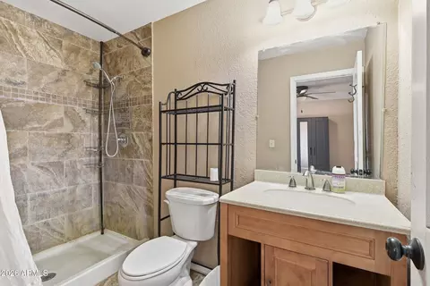 Bath - 5565 E Campbell Ave, Flagstaff, AZ 86004 photo 1 of 1
