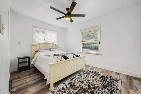 Bedroom - 2429 W Morten Ave, Phoenix, AZ 85021 photo 2 of 6
