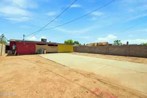 Exterior - 902 S 30th Dr, Phoenix, AZ 85009 photo 1 of 1