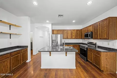 Kitchen - 2665 E Clifton Ave, Gilbert, AZ 85295 photo 2 of 3