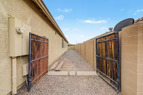 Exterior - 2665 E Clifton Ave, Gilbert, AZ 85295 photo 11 of 12