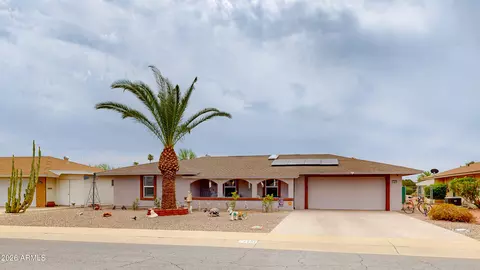 9205 W Long Hills Dr, Sun City, AZ 85351