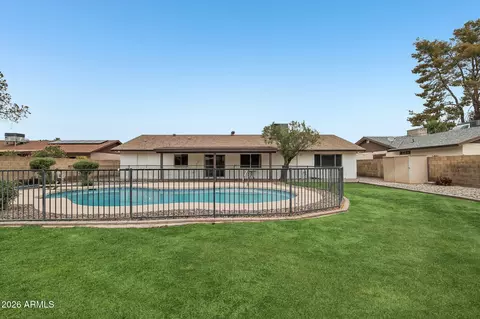Exterior - 2025 E Pegasus Dr, Tempe, AZ 85283 photo 1 of 5