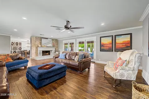 Living - 7315 N 3rd Ave, Phoenix, AZ 85021 photo 3 of 5