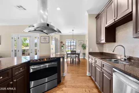 10757 N 74th St #2024, Scottsdale, AZ 85260