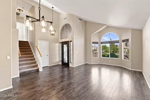 Living - 181 S Tiago Dr, Gilbert, AZ 85233 photo 4 of 8