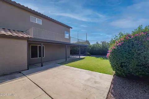 Exterior - 181 S Tiago Dr, Gilbert, AZ 85233 photo 5 of 13